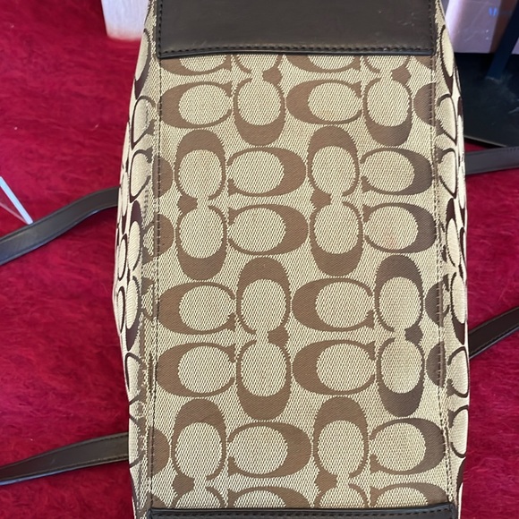 COACH SIGNATURE BROWN CANVAS AND BROWN LEATHER TRIM CITY TOP ZIP TOTE HANDBAG - Picture 9 of 16